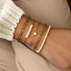Bracelet petites perles roses